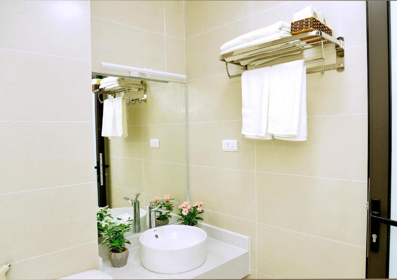 Blue Home Serviced Apartment Ханой Екстериор снимка